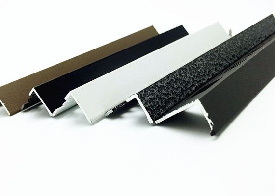 Listwy kalenicowe w kształcie litery L z aluminium i metalu Ceramiczne listwy krawędziowe Profil produkuje aluminiową linię podziału podłóg