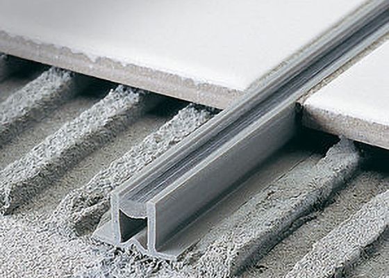 Wykończenie płytek podłogowych z drewna 25 mm Aluminiowy profil do wytłaczania z aluminium