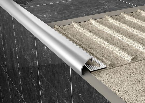 Wewnątrz metalowe paski Okrągły narożnik Ceramiczna płytka podłogowa Aluminiowa listwa lustrzana