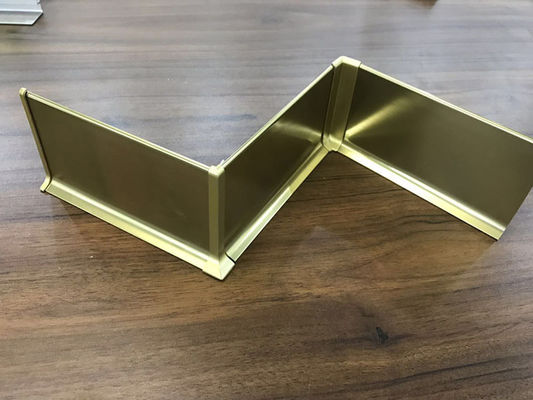 Łazienka Aluminiowa listwa przypodłogowa Linia przypodłogowa
