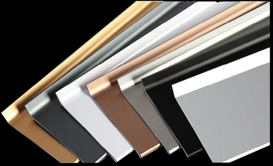 2,7 m aluminiowa listwa przypodłogowa z profilem krawędziowym