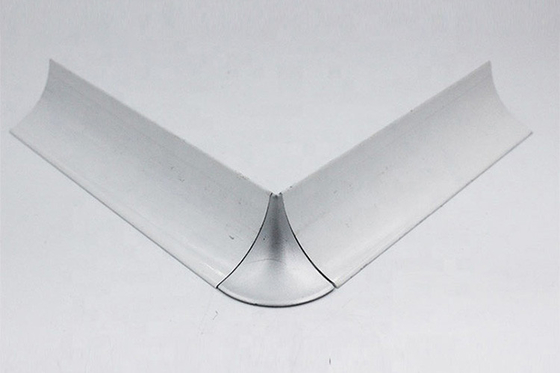 Kolor srebrny Wewnętrzne aluminiowe wykończenie płytek Niestandardowy rozmiar