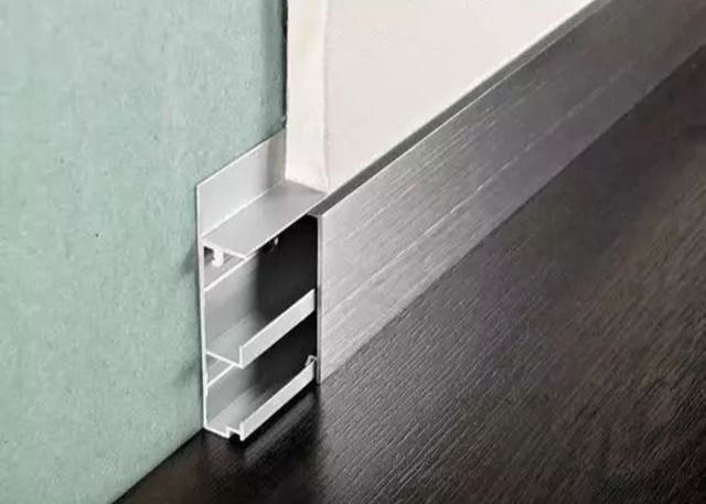 Zapobiegaj deformacji podłogi Aluminiowa listwa przypodłogowa