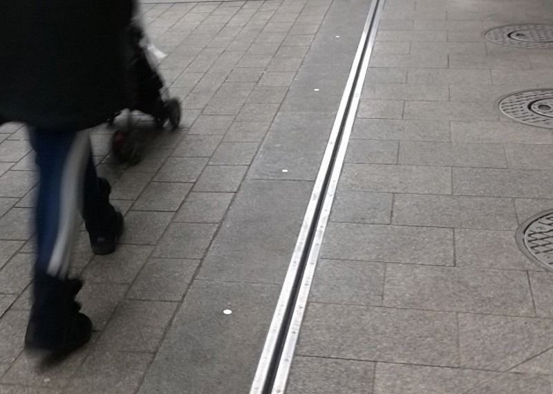 Wykończenie płytek podłogowych z drewna 25 mm Aluminiowy profil do wytłaczania z aluminium